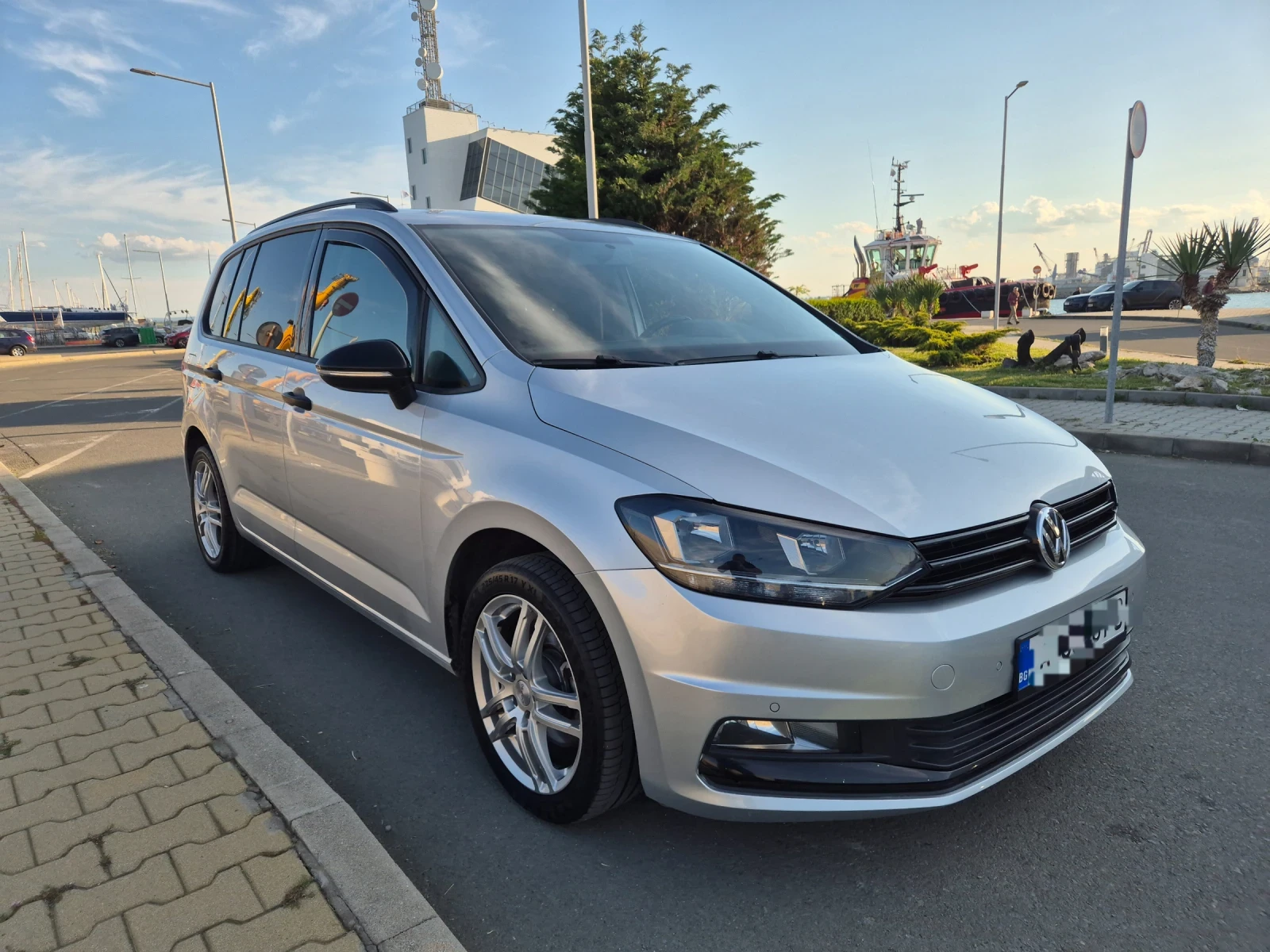 VW Touran 1.6TDI  | Mobile.bg � ����������� 3
