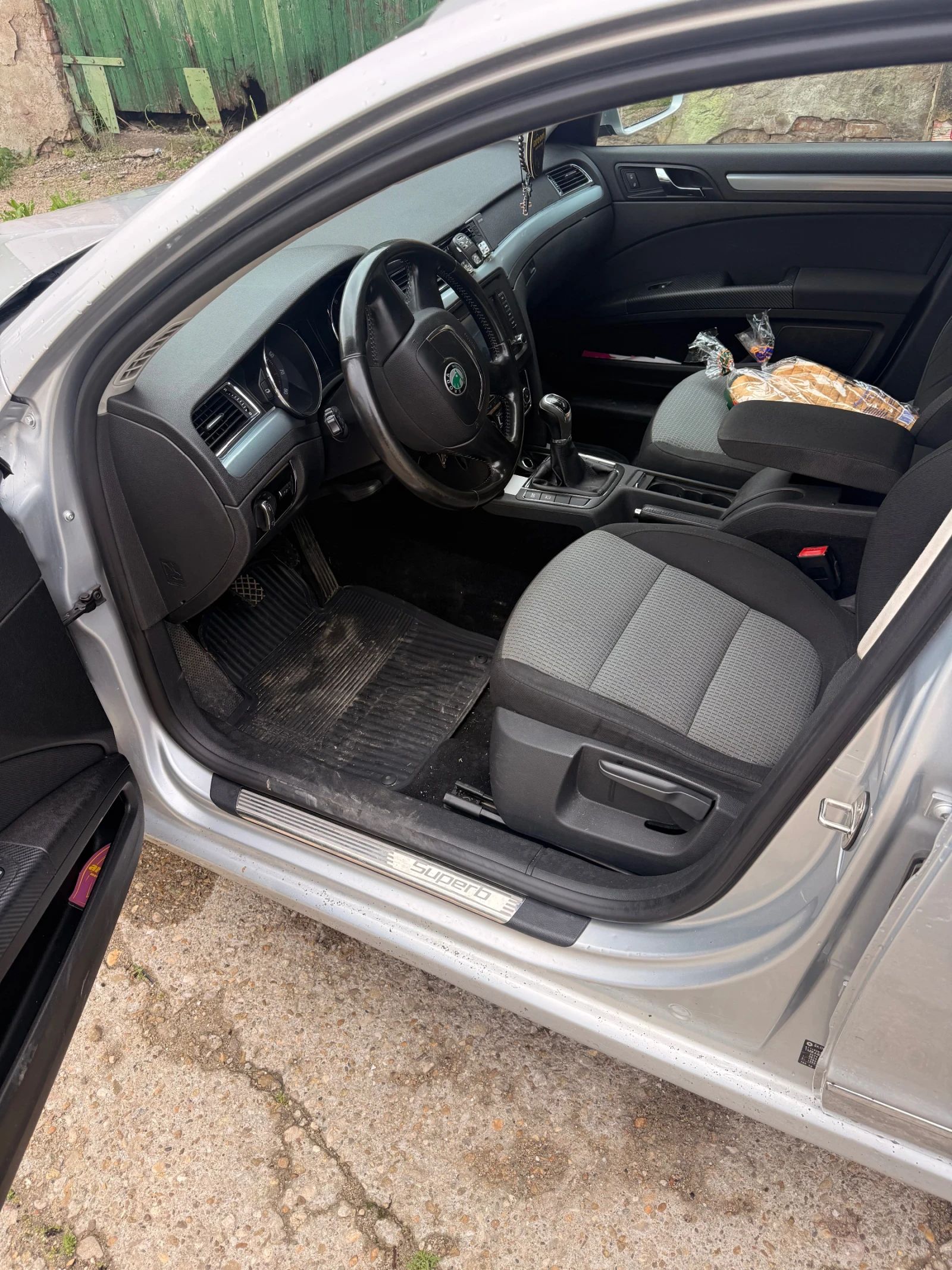 Skoda Superb, снимка 7 - Автомобили и джипове - 54651547