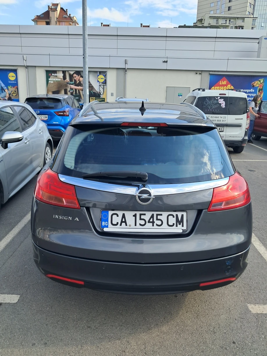 Opel Insignia Sports Tourer , снимка 3 - Автомобили и джипове - 55324236