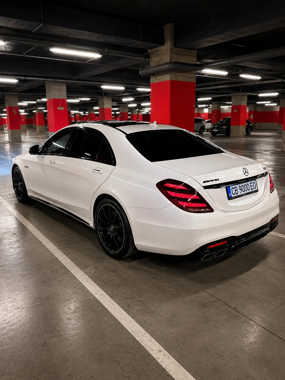 Mercedes-Benz S 63 AMG Лизинг с първоначална вноска, снимка 4 - Автомобили и джипове - 55755204