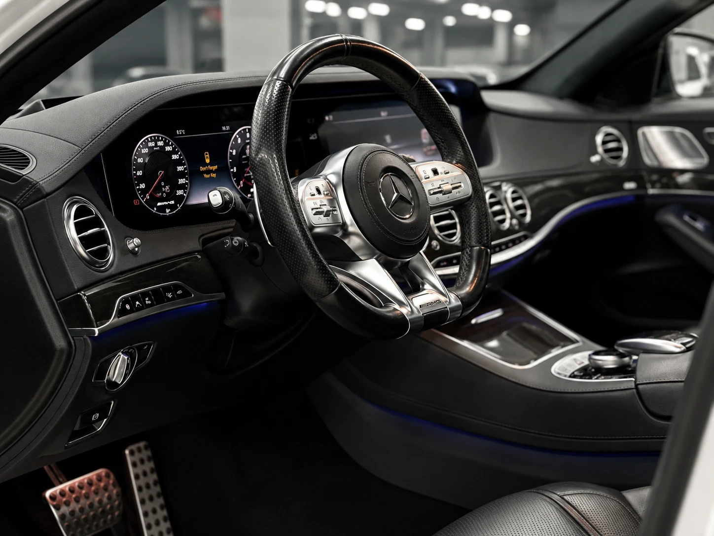 Mercedes-Benz S 63 AMG Лизинг с първоначална вноска, снимка 7 - Автомобили и джипове - 55755204