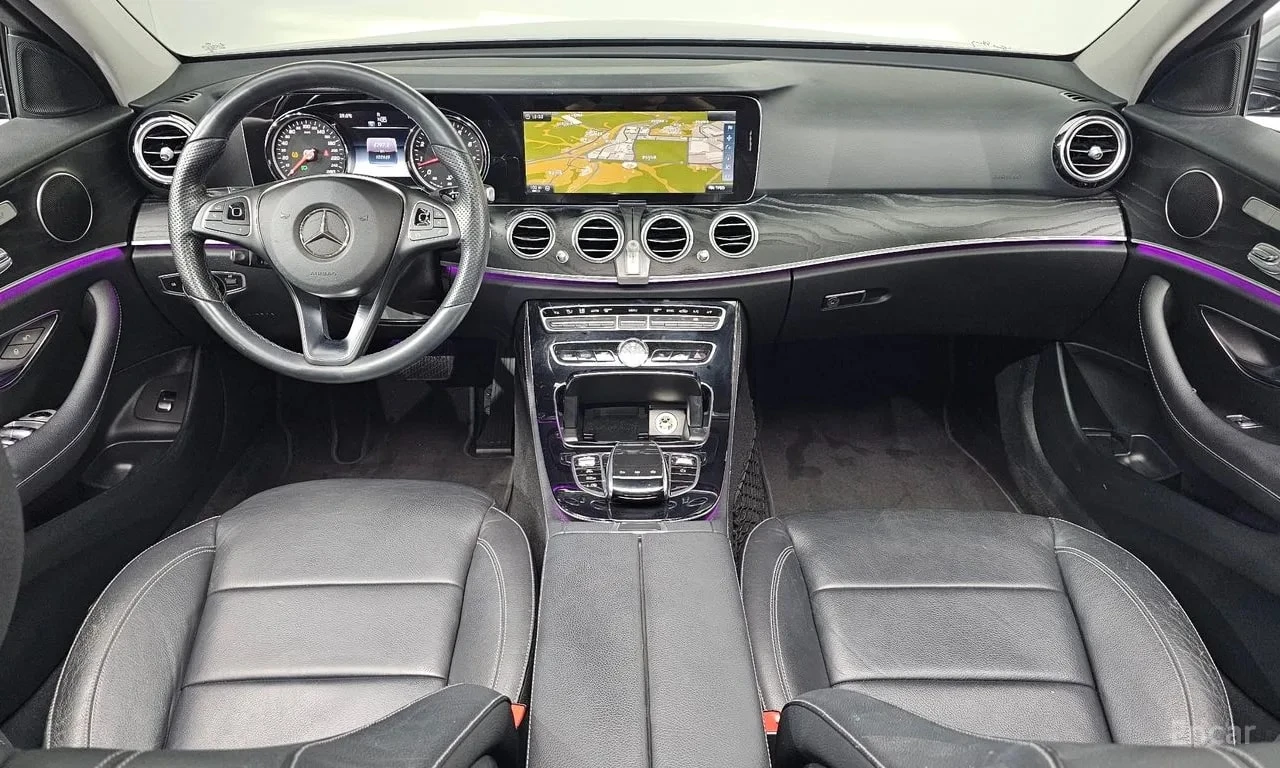Mercedes-Benz E 200 AVANTGARDE| PANO| ПОДГРЕВИ| АМБИЕНТ| , снимка 7 - Автомобили и джипове - 55885315