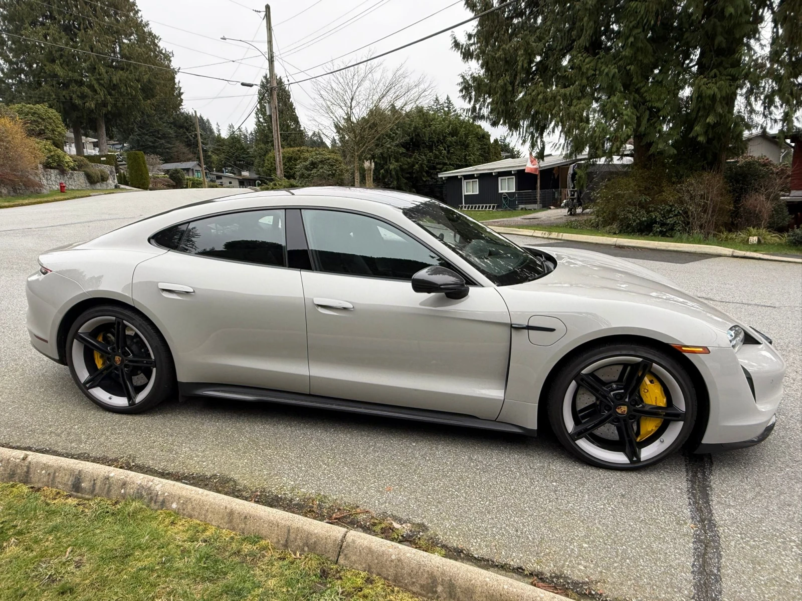 Porsche Taycan TURBO S AWD * FULL MAX*  | Mobile.bg � ����������� 7