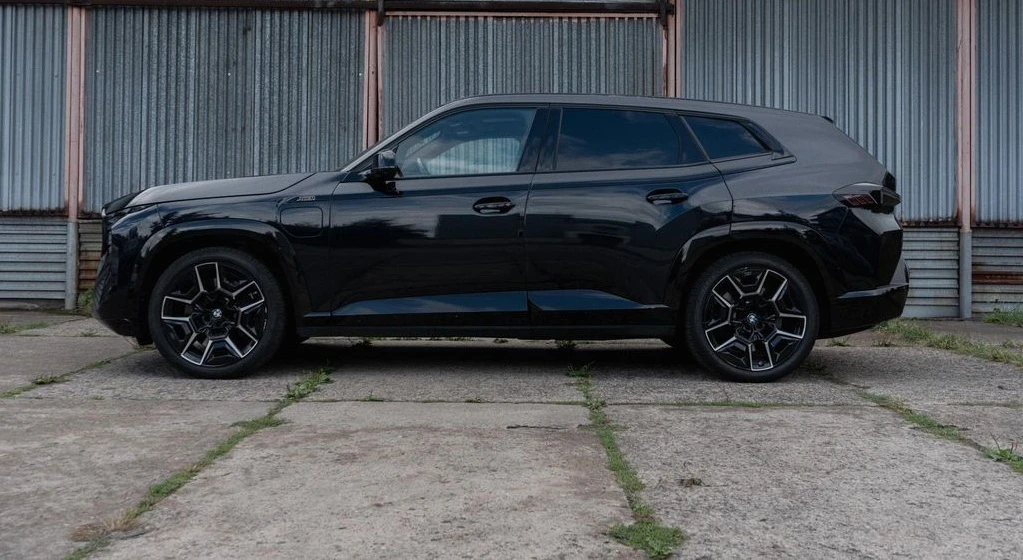 BMW XM 4.4 V8 Plug-in Hybrid xDrive ������- 2�. �� 100��. | Mobile.bg � ����������� 4
