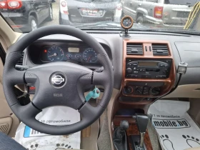 Nissan Terrano 2.7  - 125кс. Автомат, снимка 12