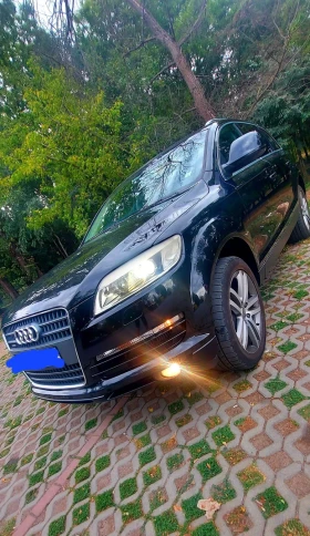 Снимка Audi Q7