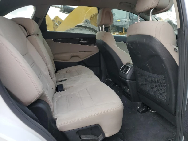 Kia Sorento LX, снимка 11 - Автомобили и джипове - 48679237