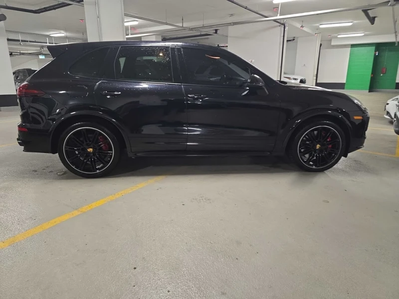Porsche Cayenne * GTS * CARFAX * БЕЗ ПЪРВОНАЧАЛНА ВНОСКА, снимка 3 - Автомобили и джипове - 52667261