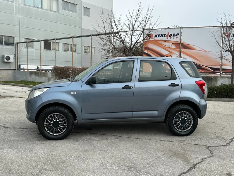 Daihatsu Terios 1.3i/Газ/бензин/4х4, снимка 2 - Автомобили и джипове - 52876288