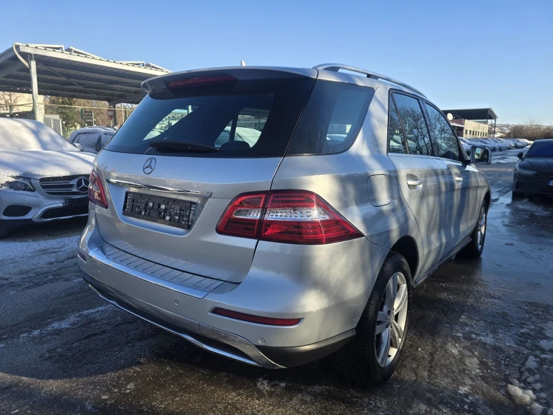 Mercedes-Benz ML 250 204к.с 4MATIC Топ състояние , снимка 4 - Автомобили и джипове - 53041179