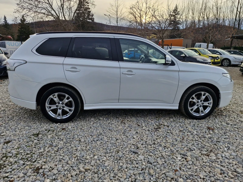 Mitsubishi Outlander 2, 2* 150* NAVI* CAM* КОЖА* XENON* KEYLESS* 18* 7М, снимка 6 - Автомобили и джипове - 53121956
