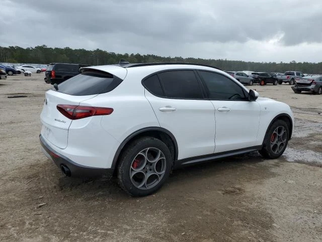 Alfa Romeo Stelvio TI, снимка 3 - Автомобили и джипове - 48509473