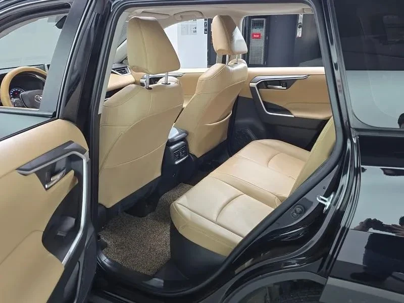Toyota Rav4, снимка 10 - Автомобили и джипове - 56688086