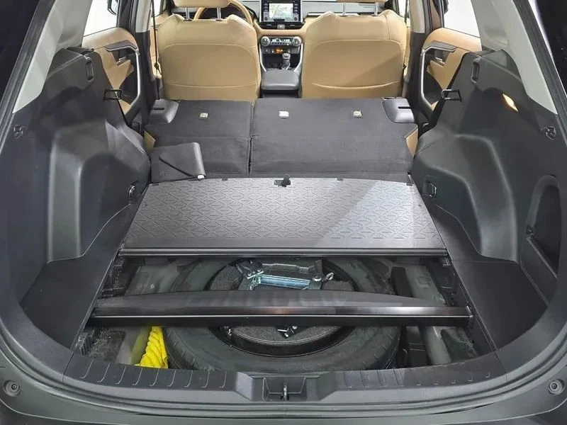 Toyota Rav4, снимка 15 - Автомобили и джипове - 56688086