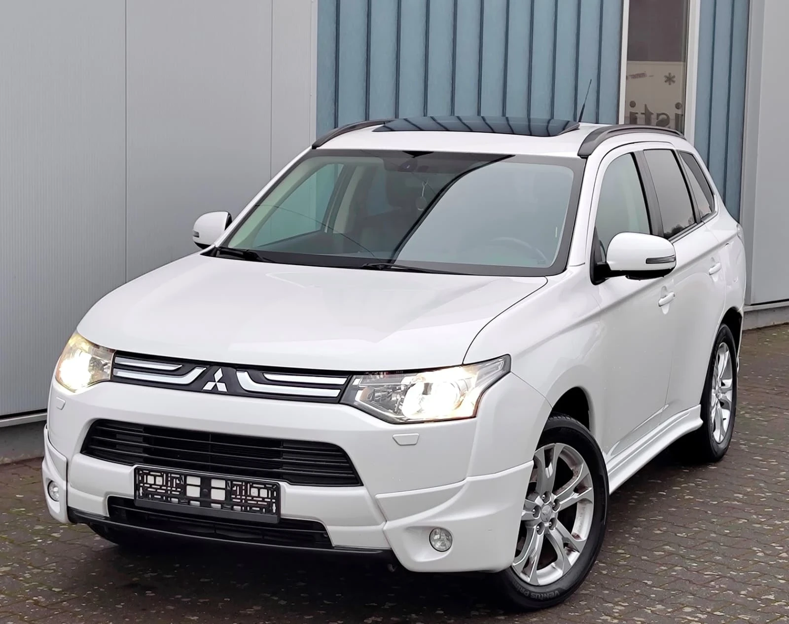 Mitsubishi Outlander 2, 2* 150* NAVI* CAM* КОЖА* XENON* KEYLESS* 18* 7М, снимка 1