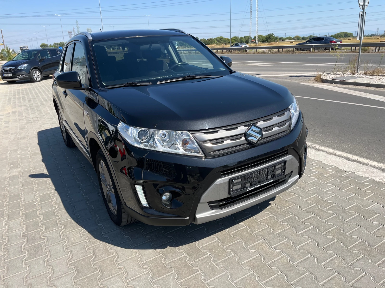 Suzuki Vitara 4x4/1.6 i 120 k.c - изображение 2