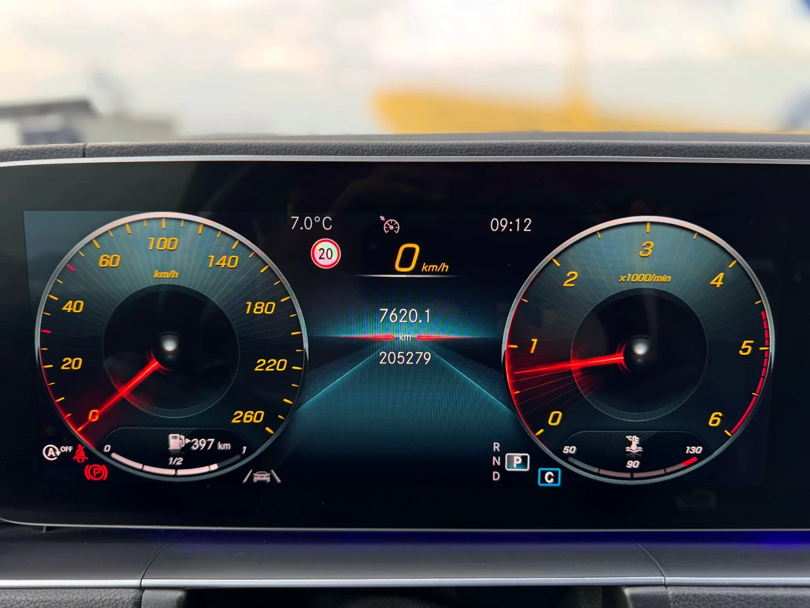 Mercedes-Benz GLE 350 - 7 местен - Multibeam - Burmester - Cam - Keyless - изображение 7