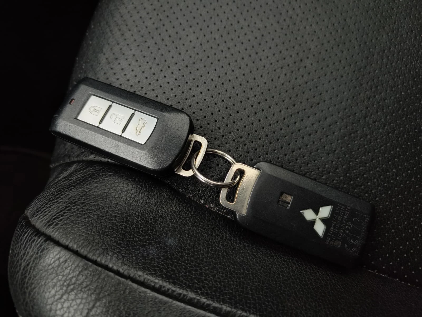 Mitsubishi Outlander 2, 2* 150* NAVI* CAM* ����* XENON* KEYLESS* 18* 7� | Mobile.bg � ����������� 13