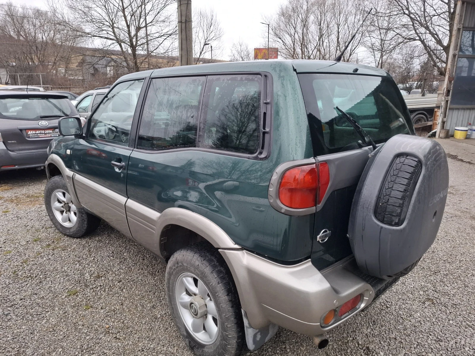 Nissan Terrano 2.7  - 125кс. Автомат - изображение 4