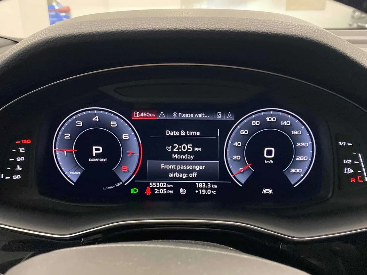 Audi Q8 * Progressiv * ОБДУХВАНЕ* ДИСТРОНИК * 360 * 2 KEYS, снимка 8 - Автомобили и джипове - 54117045