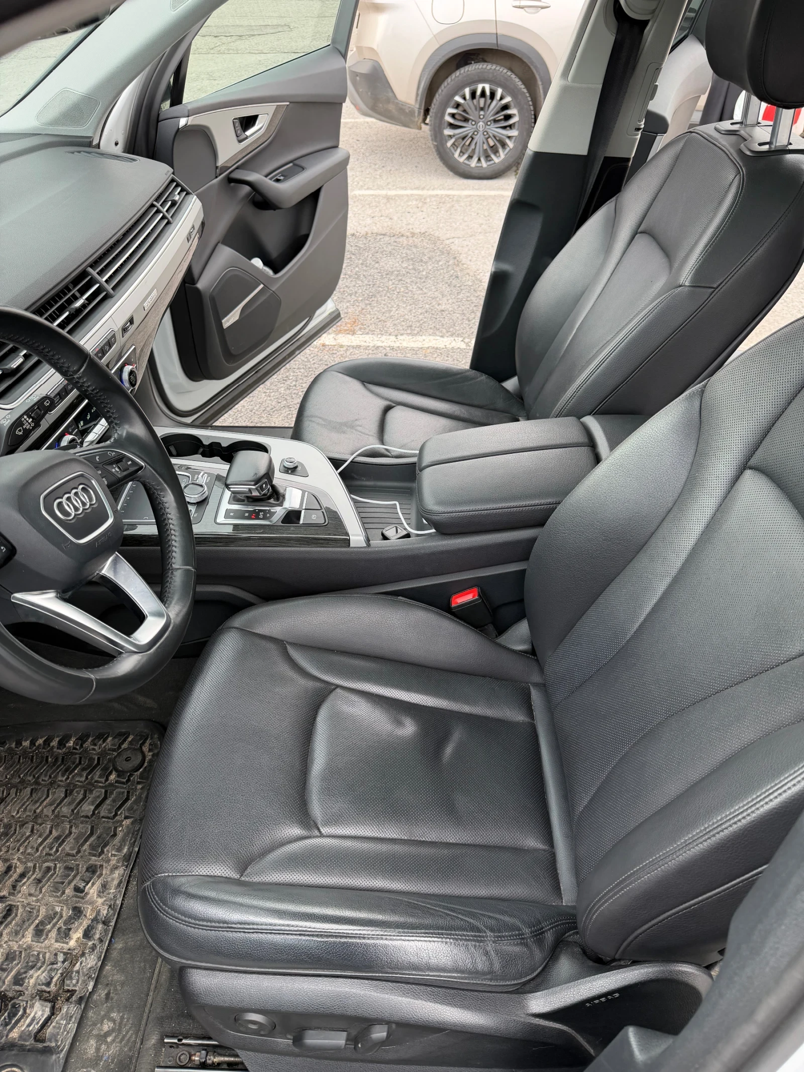 Audi Q7, снимка 6 - Автомобили и джипове - 54248482