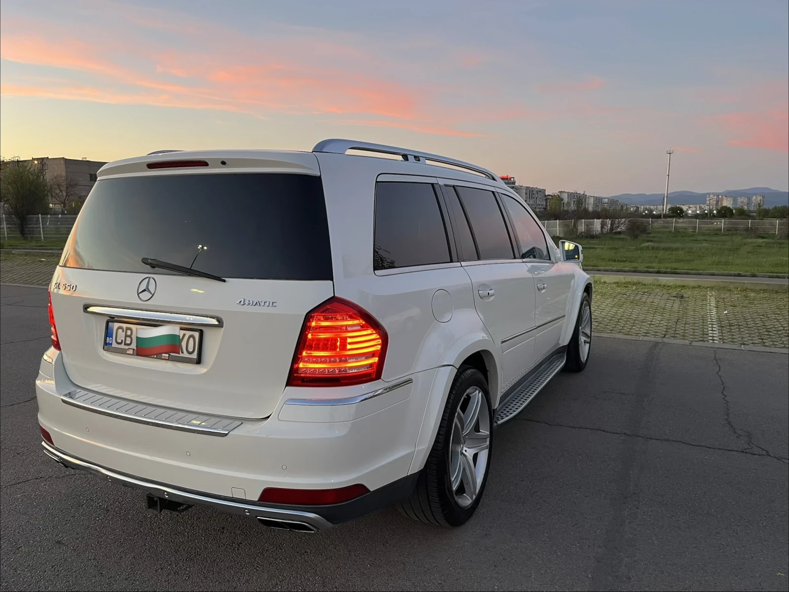 Mercedes-Benz GL 550 388 к.с., снимка 6 - Автомобили и джипове - 54418111