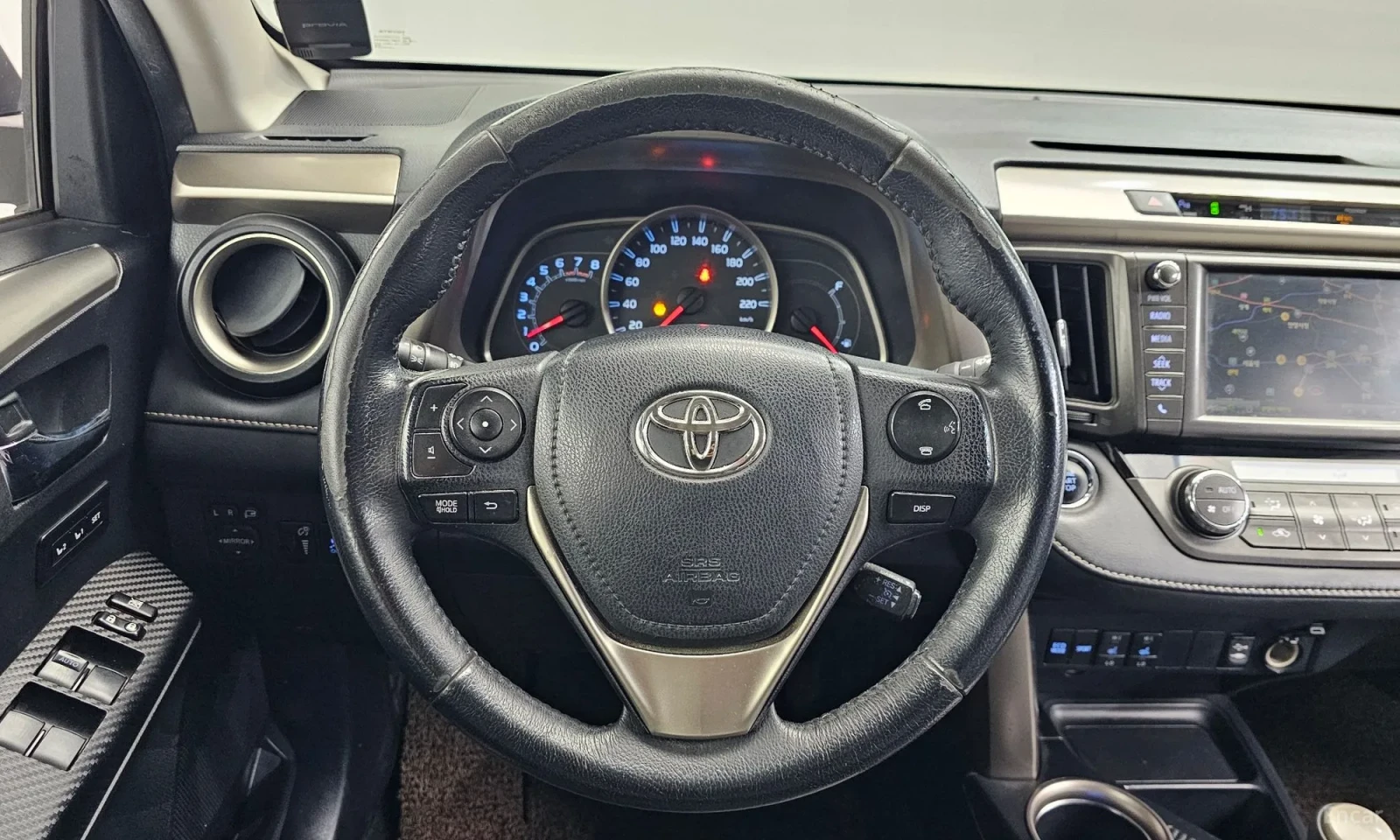 Toyota Rav4, снимка 14 - Автомобили и джипове - 55185183