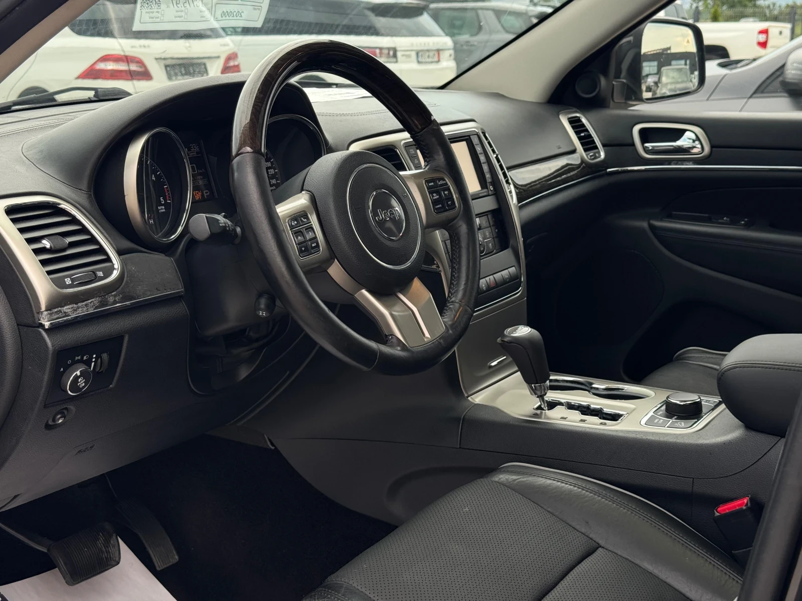 Jeep Grand cherokee overland 3.0crd, снимка 8 - Автомобили и джипове - 55326722
