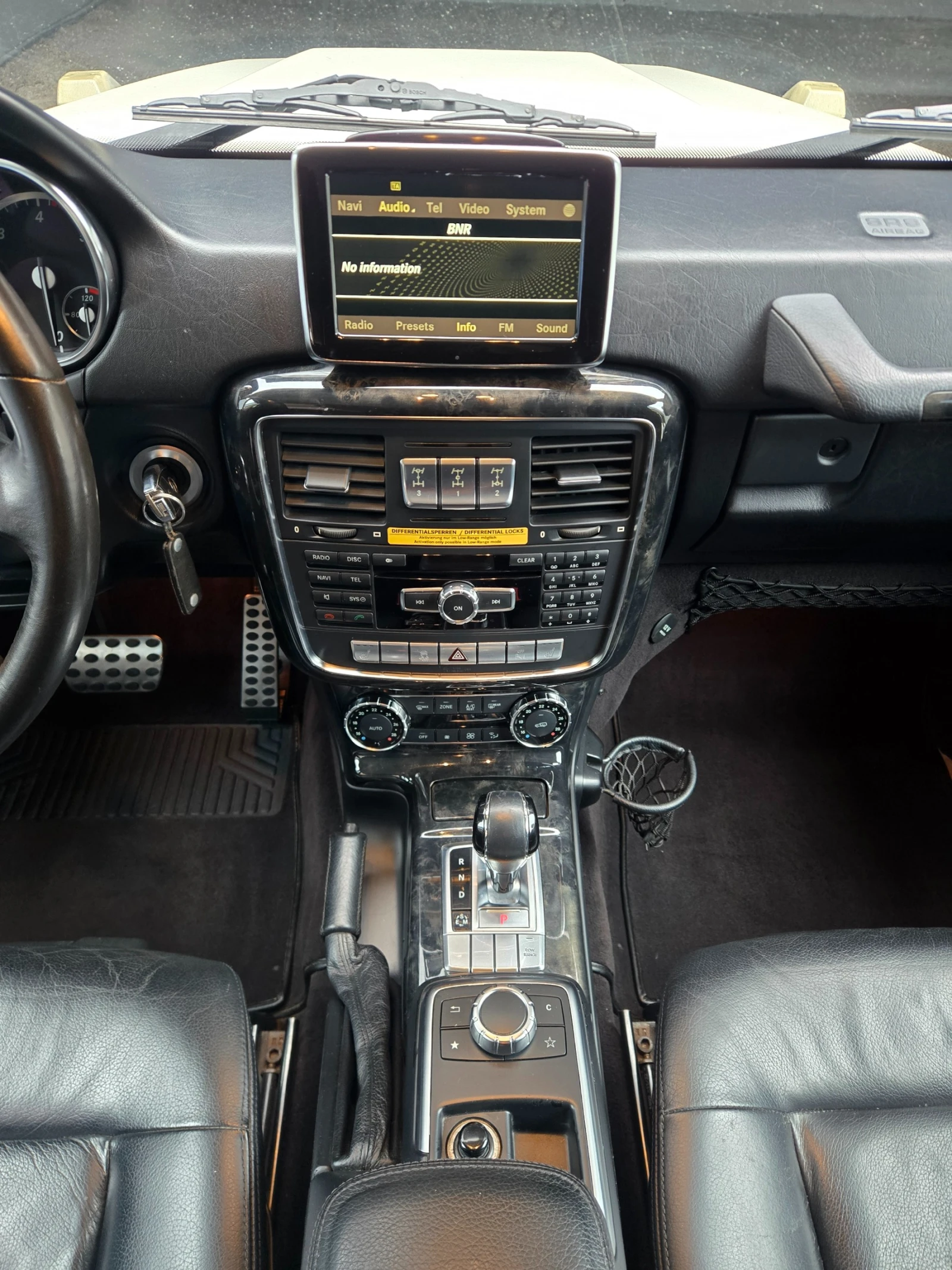 Mercedes-Benz G 350 AMG* DISTR* ПОДГРЕВ* , снимка 10 - Автомобили и джипове - 55472065