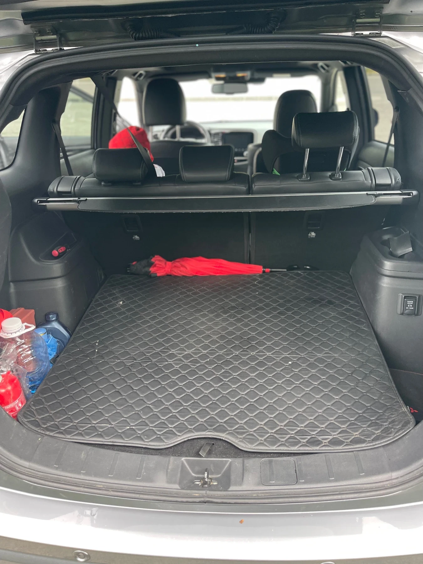 Mitsubishi Outlander 2.4 PHEV, снимка 12 - Автомобили и джипове - 55730220