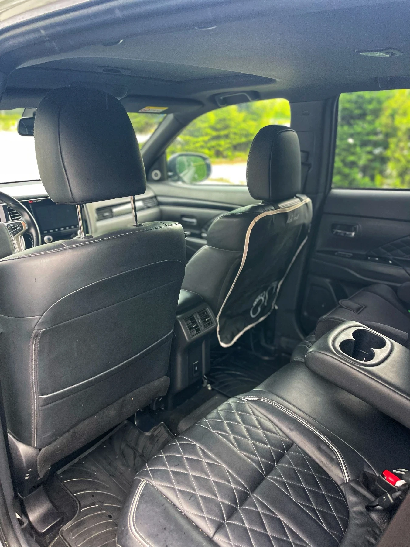 Mitsubishi Outlander 2.4 PHEV, снимка 9 - Автомобили и джипове - 55730220