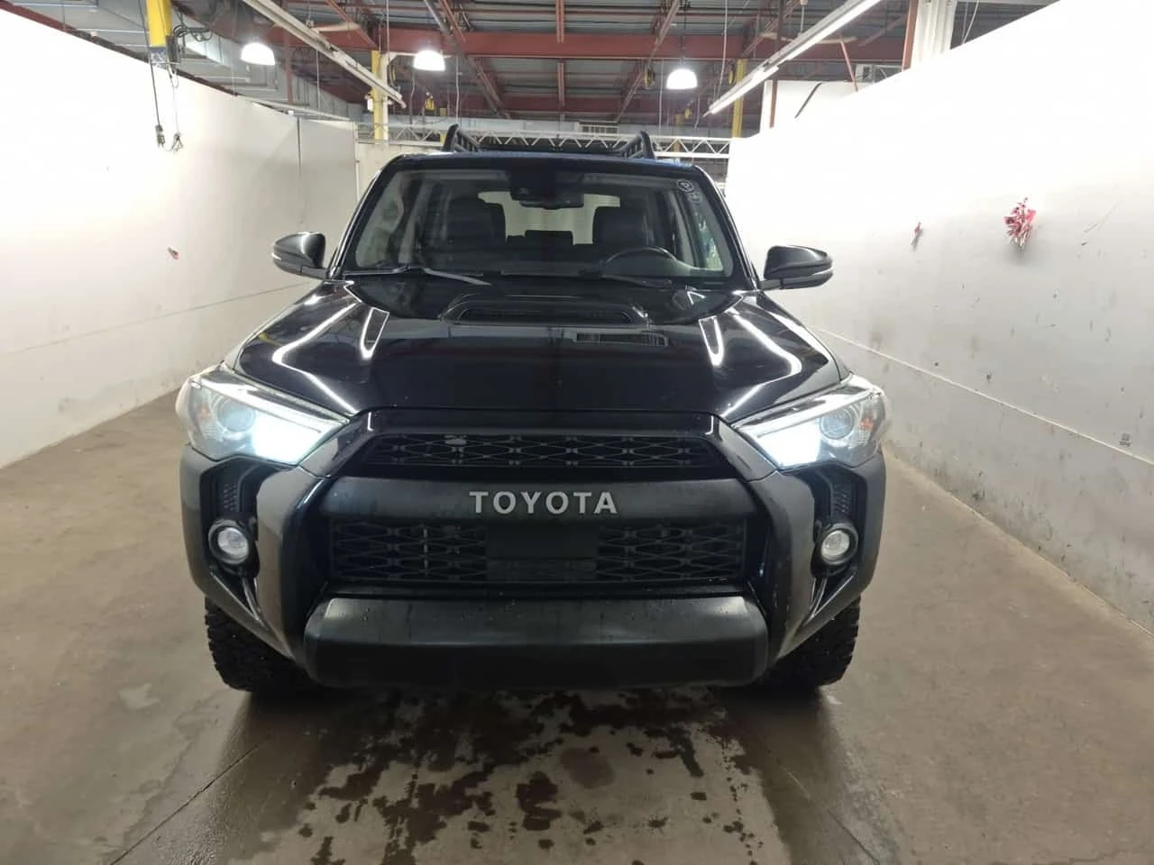 Toyota 4runner TRD PRO/CARFAX/КОЖА/ШИБЕДАХ//ФИНАНСИРАНЕ, снимка 6 - Автомобили и джипове - 55750305