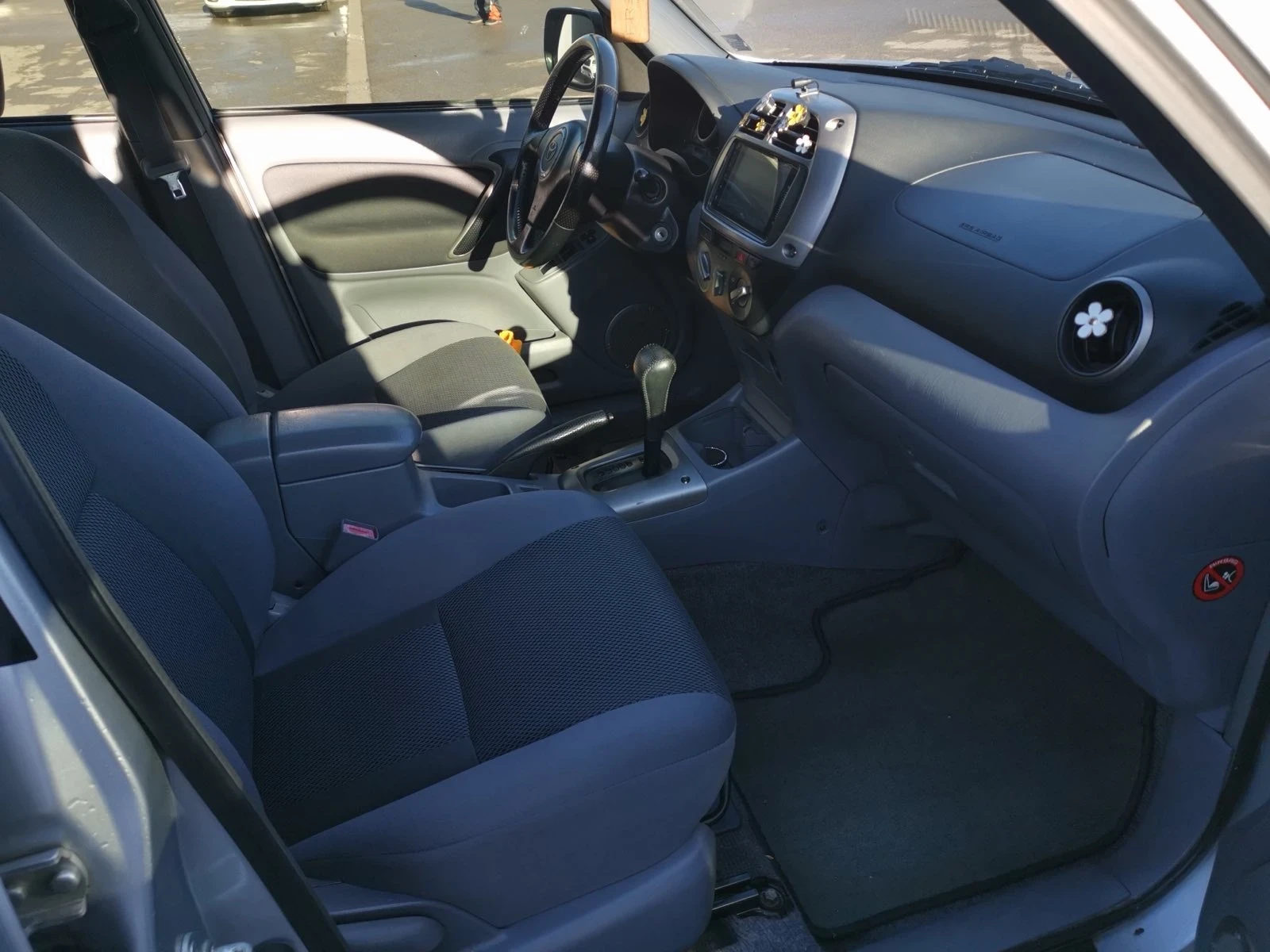 Toyota Rav4 2.0 BENZIN AVTOMAT, снимка 10 - Автомобили и джипове - 56648611