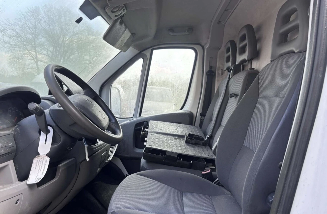 Peugeot Boxer, снимка 9 - Бусове и автобуси - 54759223