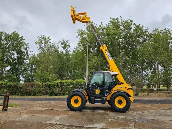 Телескопични товарачи JCB 531-70 agri super, снимка 2 - Индустриална техника - 48903511