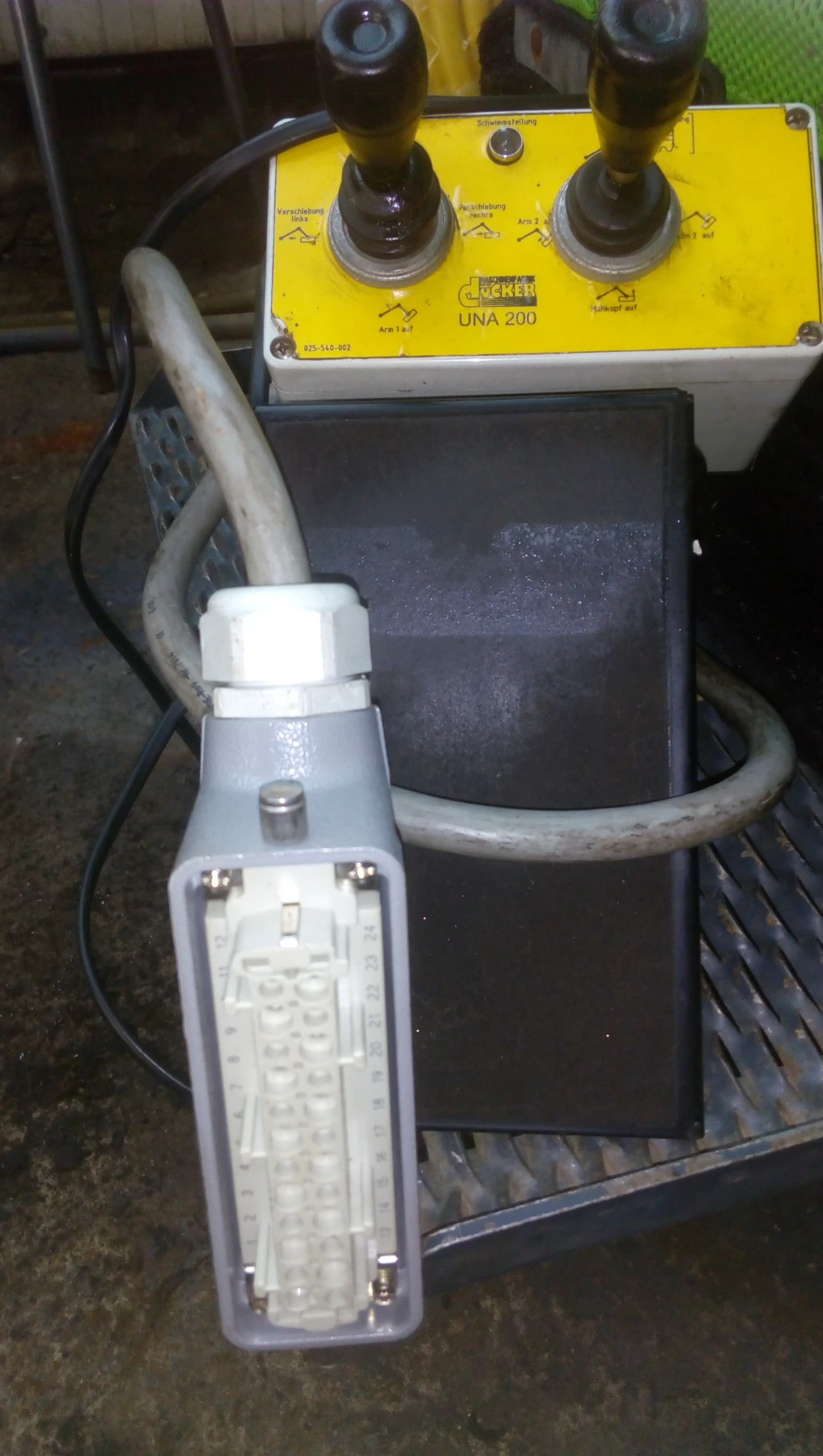    Unimog Unimog 409 60 UX100 | Mobile.bg   13