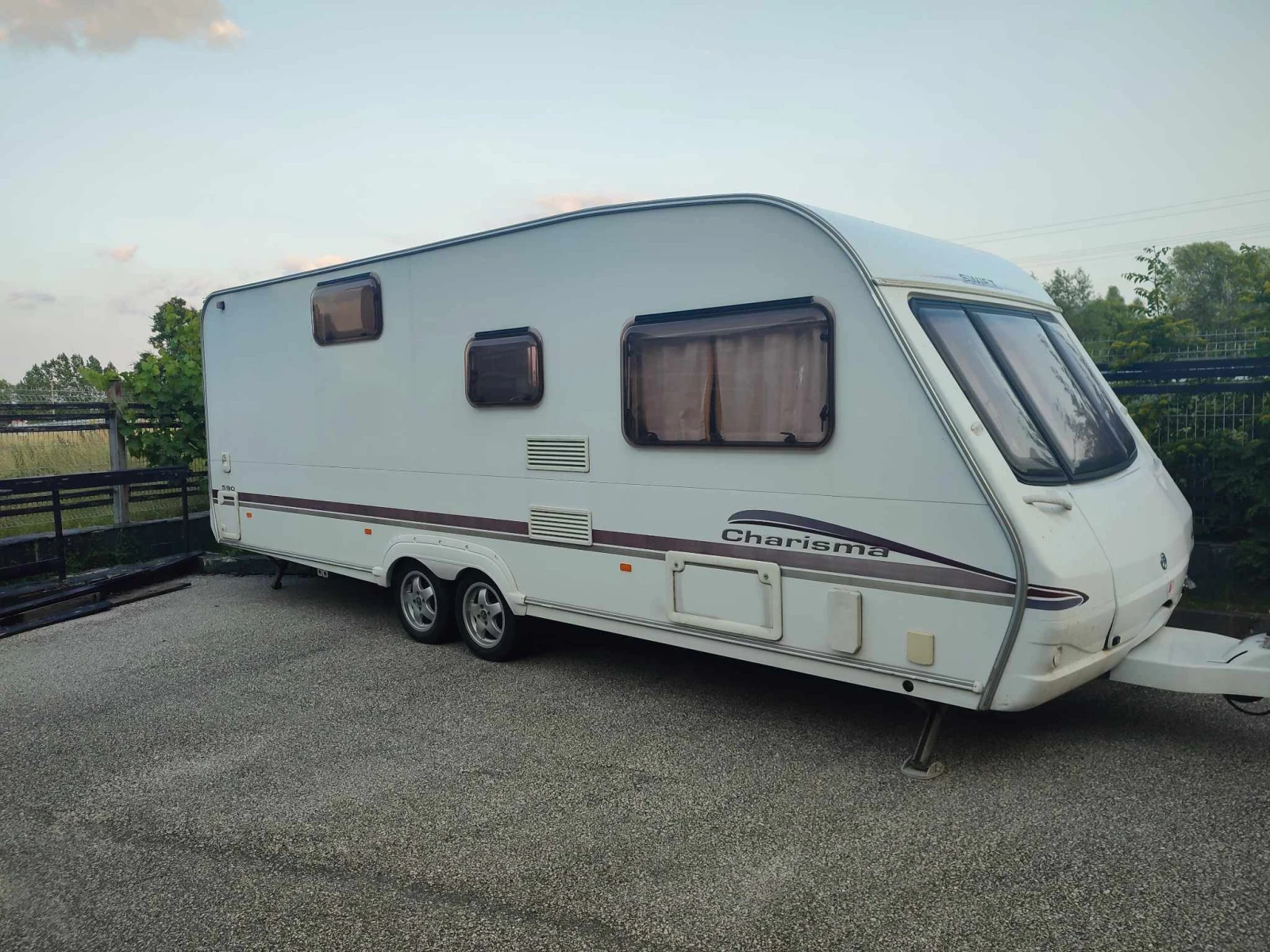  Swift Charisma | Mobile.bg   1