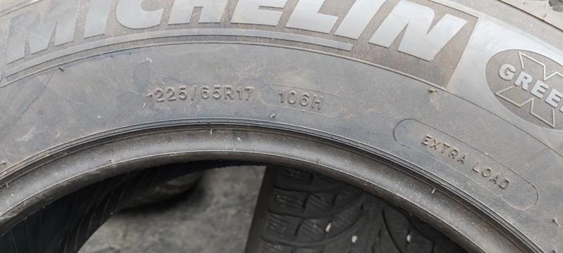 Гуми Зимни 225/65R17, снимка 7 - Гуми и джанти - 32211170