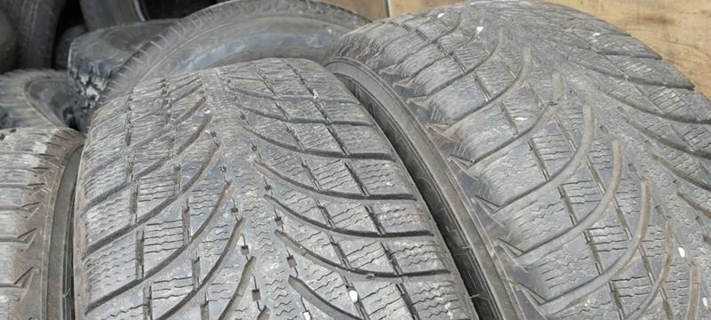 Гуми Зимни 225/65R17, снимка 3 - Гуми и джанти - 32211170