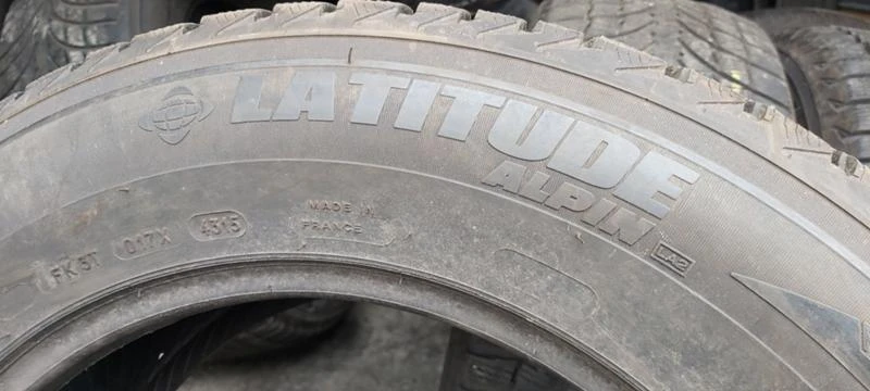 Гуми Зимни 225/65R17, снимка 8 - Гуми и джанти - 32211170