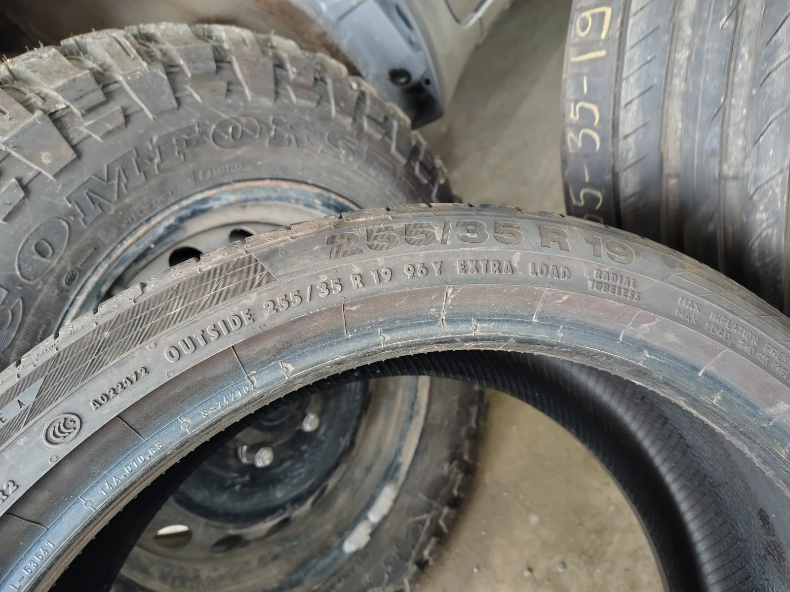 Гуми Летни 255/35R19, снимка 7 - Гуми и джанти - 55840308