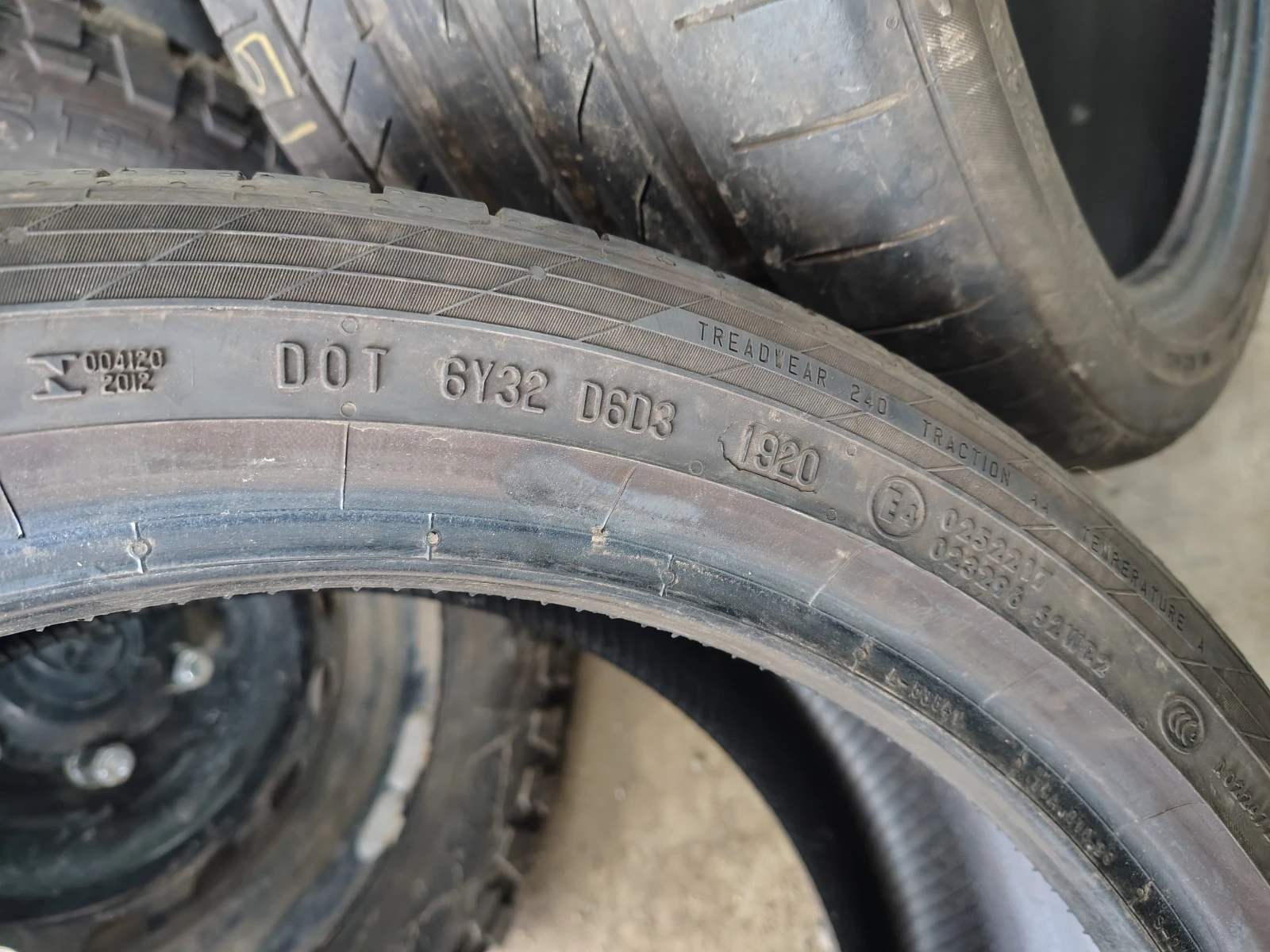 Гуми Летни 255/35R19, снимка 6 - Гуми и джанти - 55840308