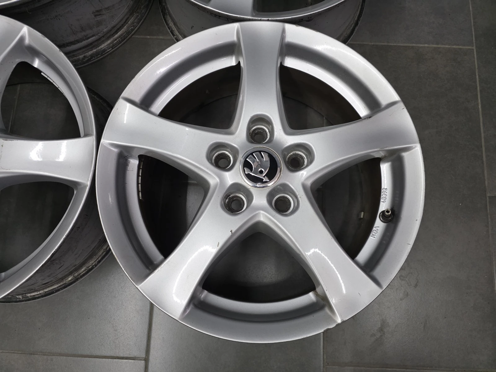 Джанти за Skoda, снимка 8 - Гуми и джанти - 56723575