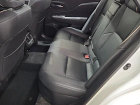 Toyota Crown PLATINUM * HYBRID * AWD * CARFAX * , снимка 12