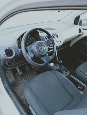 VW Up бензин /природен газ