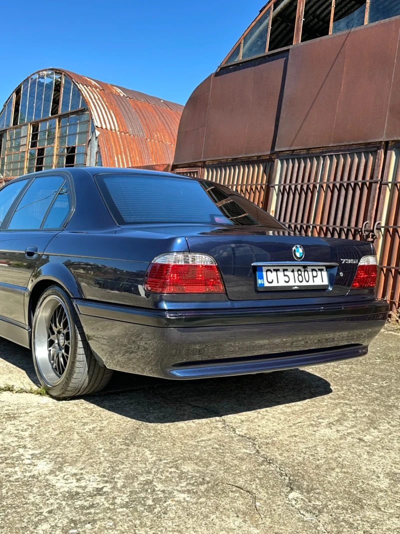 BMW 735 i, снимка 4 - Автомобили и джипове - 47460931