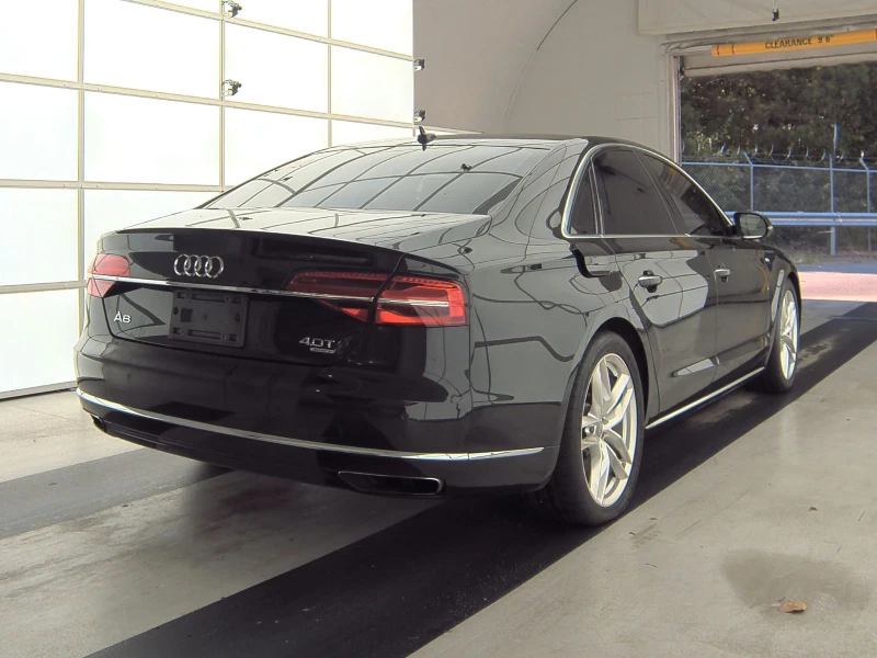 Audi A8 4.0T, снимка 5 - Автомобили и джипове - 47691967