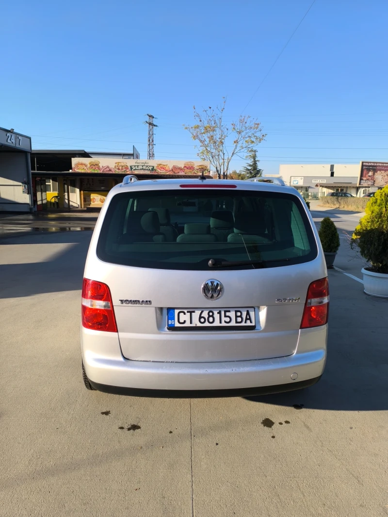 VW Touran, снимка 3 - Автомобили и джипове - 47732739