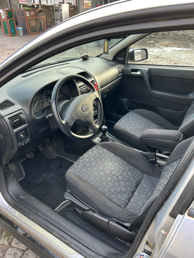 Opel Astra 1.8, снимка 7 - Автомобили и джипове - 48101529