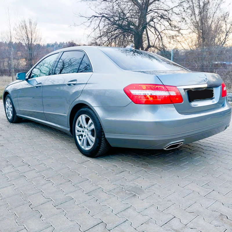 Mercedes-Benz E 220 FACE LED -2013g.SEDAN, снимка 2 - Автомобили и джипове - 48908830